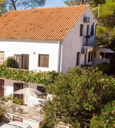 Apartments Iskra Vrboska Zewnętrze zdjęcie