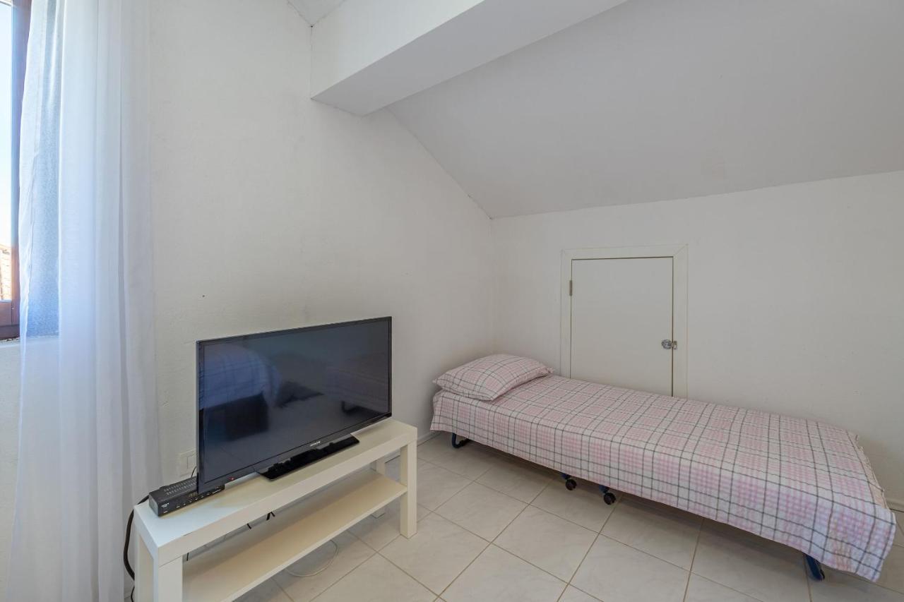 Apartments Iskra Vrboska Zewnętrze zdjęcie