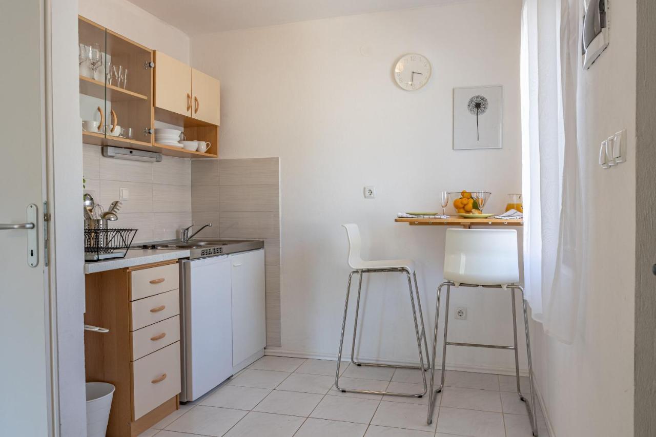 Apartments Iskra Vrboska Zewnętrze zdjęcie