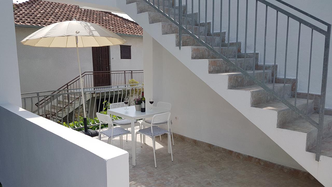 Apartments Iskra Vrboska Zewnętrze zdjęcie